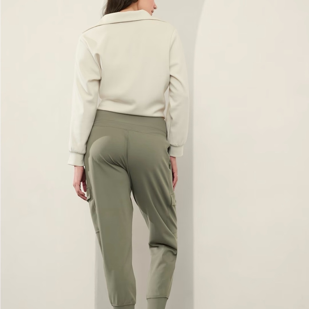 VENICE HIGH RISE CARGO JOGGER - Picture 4 of 5